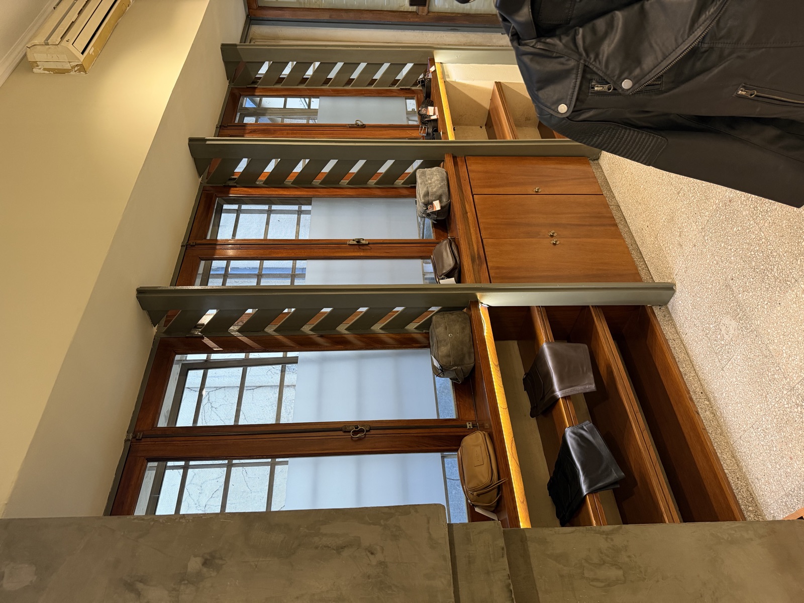 Nuestro Espacio - Belia Leather