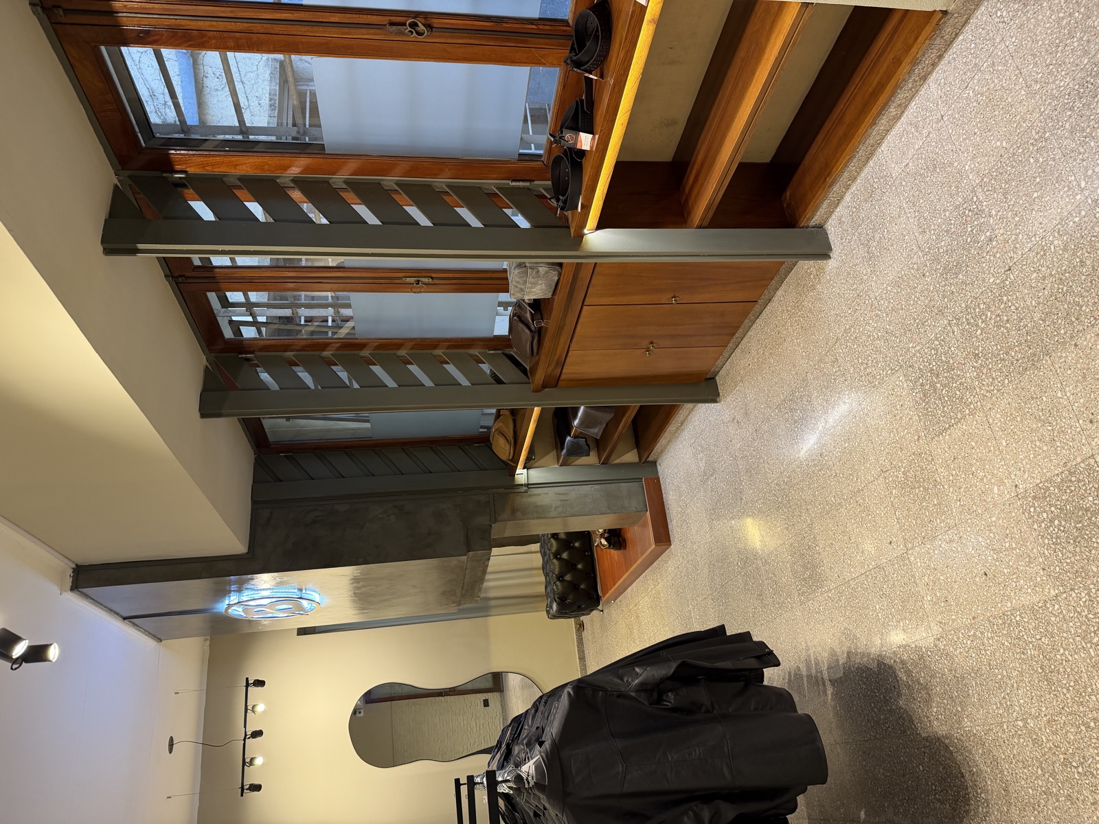 Nuestro Espacio - Belia Leather